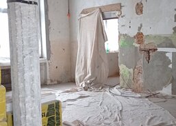 Komunitní centrum - štukujeme