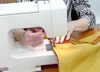 Klub šití v KC XIV.