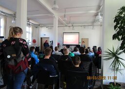 Školy v Komunitním centru