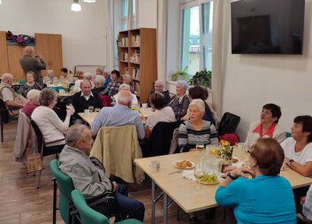 Den seniorů oslavíme v Komunitním centru Zahrada
