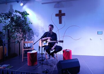 Dubnové klubové večery nabídly inspirativní setkání